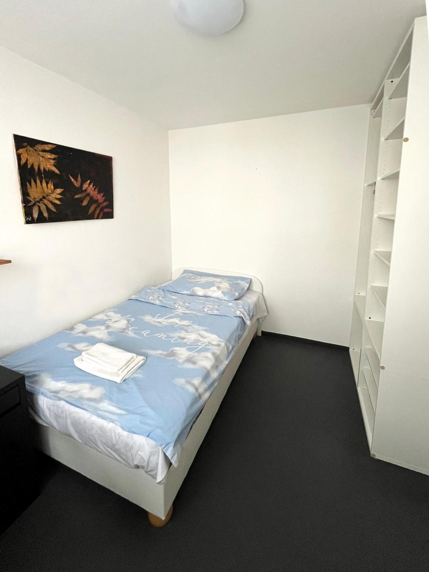 Cozy, Bright Room With Free Parking Bratislava Exterior photo