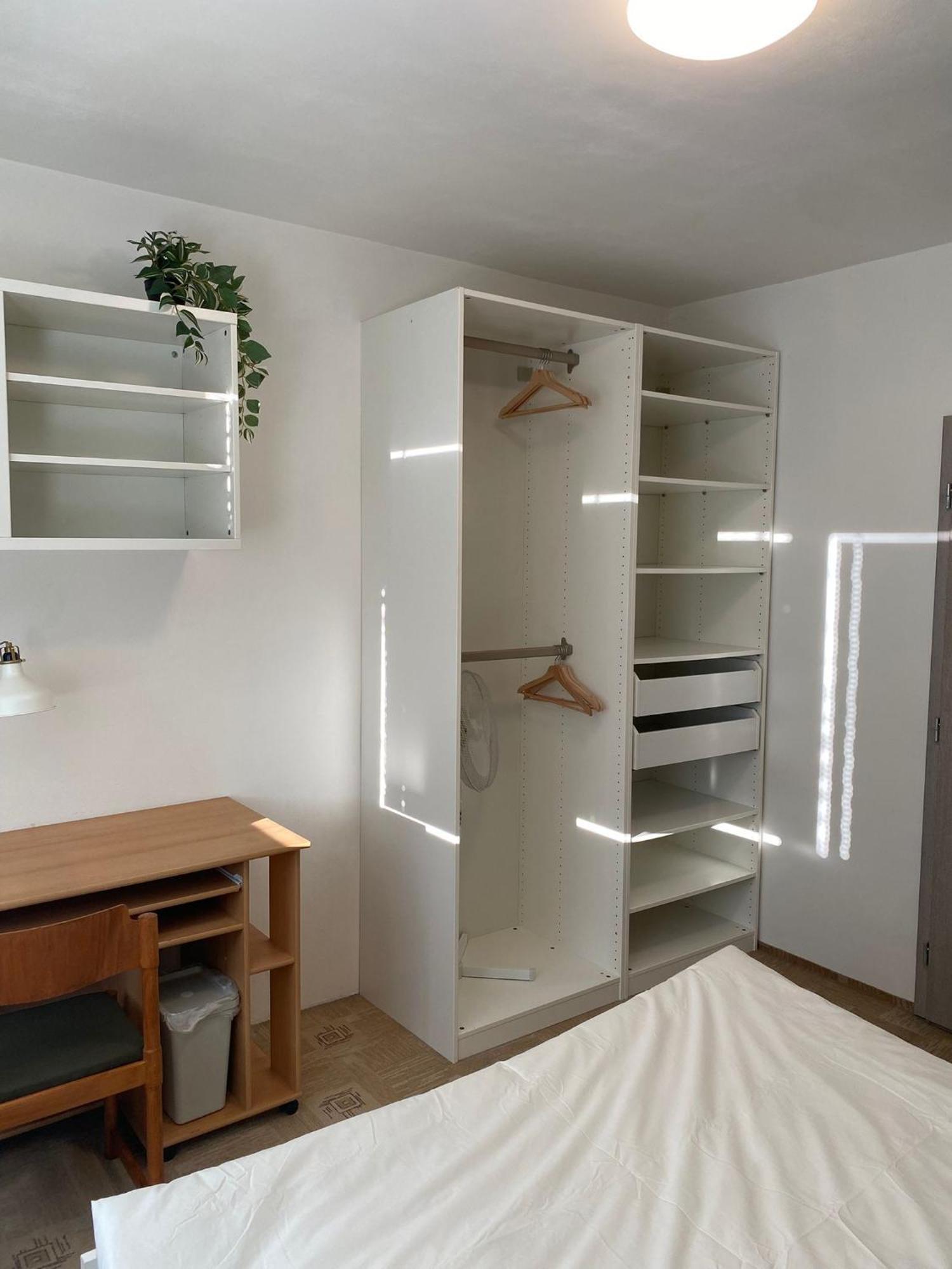 Cozy, Bright Room With Free Parking Bratislava Exterior photo